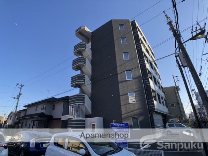 MAYFAIR PISCES SQUARE302の外観