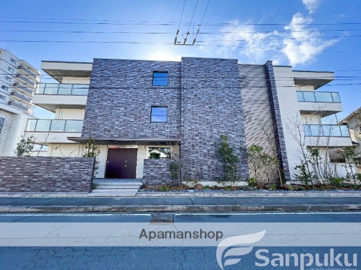 シャーメゾンステージ古川西 A棟の外観