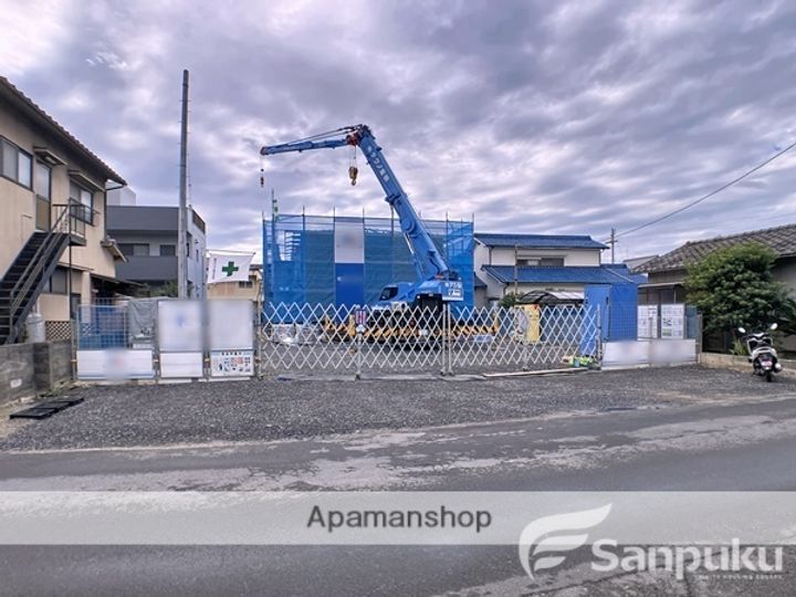 愛媛県松山市和泉南5丁目の賃貸アパートの外観