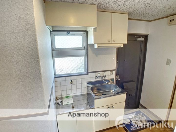 野中ビルの内装