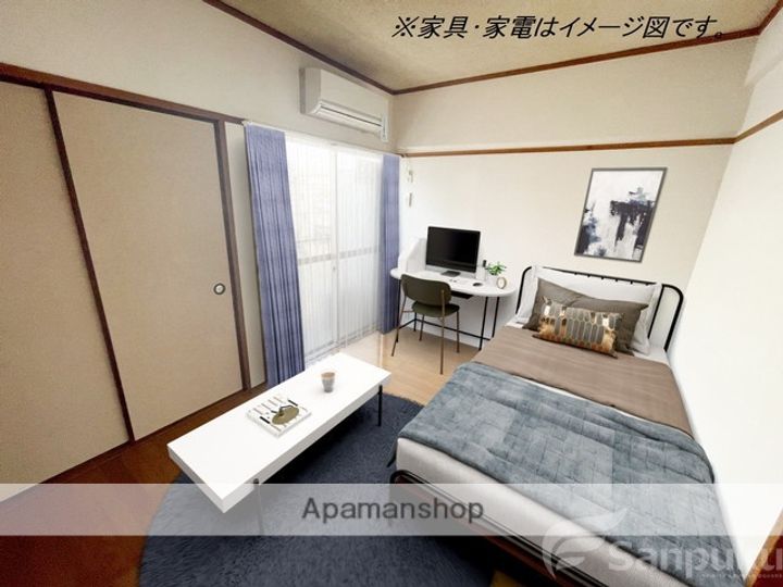 野中ビルの居間