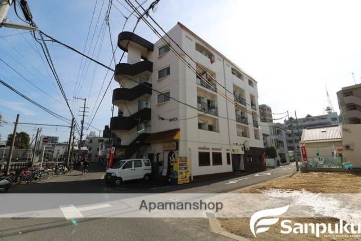 野中ビルの外観