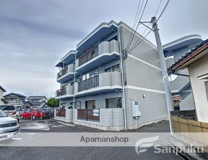 ブルースカイ山西の外観