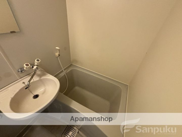 北藤原町ビルの風呂