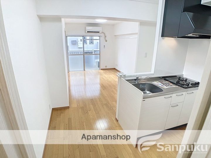 コーポ亀岡105の内装