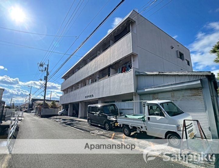 マ・メゾン束本の外観