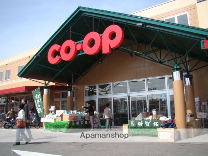 マ・メゾン束本の周辺