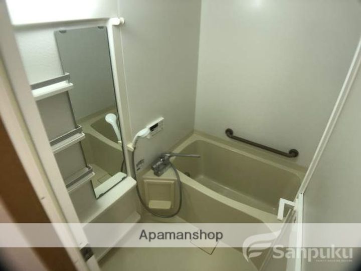 ブライムセントラル301の風呂