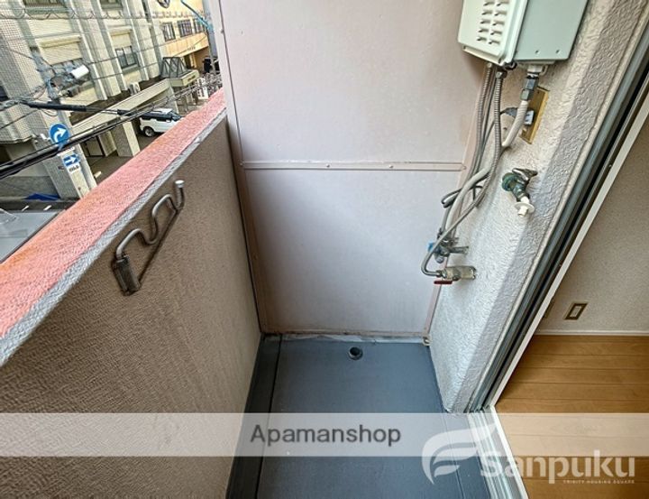 武智ビルの内装