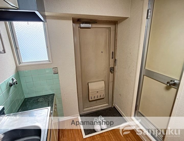 武智ビルの内装