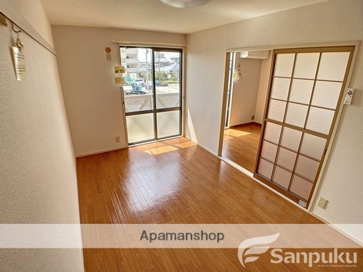 コスモクリアD棟の内装