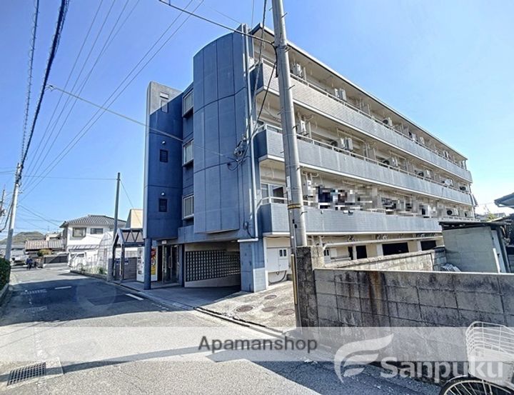 ルミウス南斎院の外観