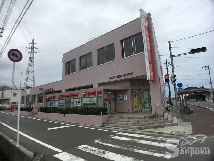 カーゼ・コナフェットBの周辺