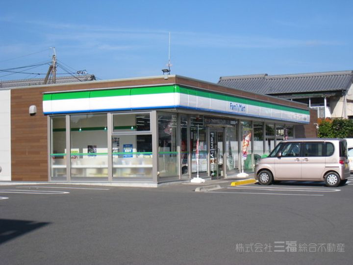 カーゼ・コナフェットBの周辺