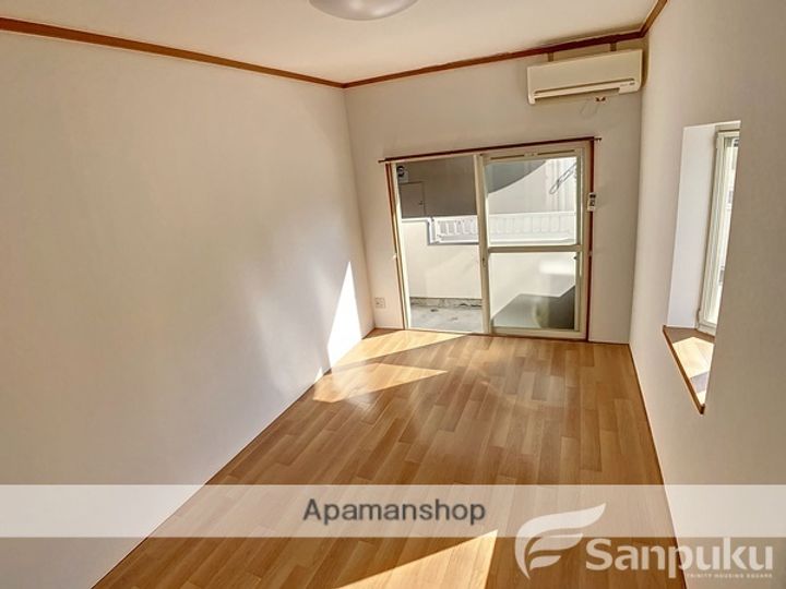 メゾンド井上301の内装