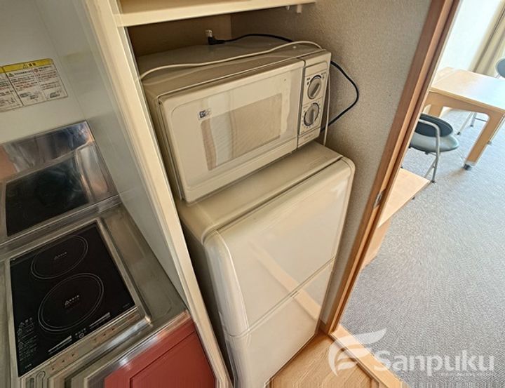 レオパレス松山保免404の内装
