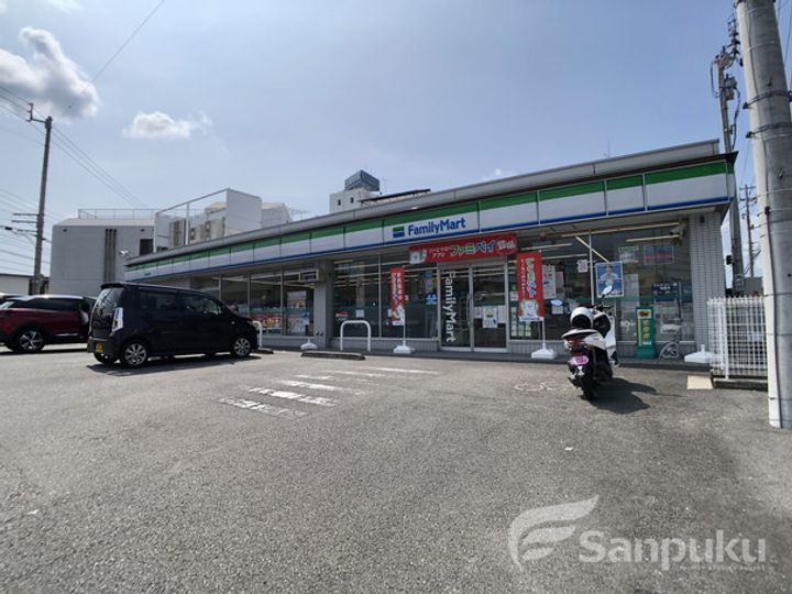ア ピアチェーレ Ⅰの周辺