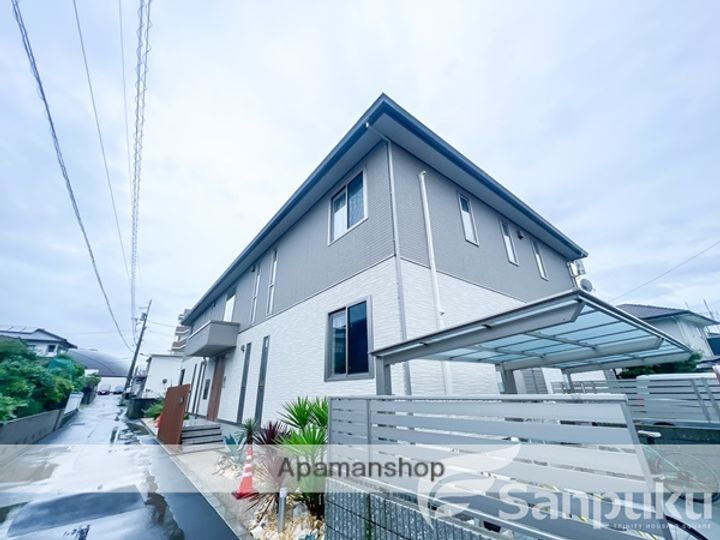 グランフォレストの外観