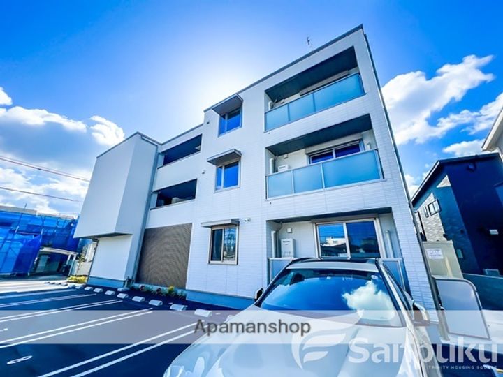 シャーメゾン小栗の外観