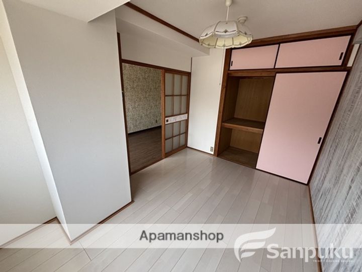 寿温泉マンション603の内装