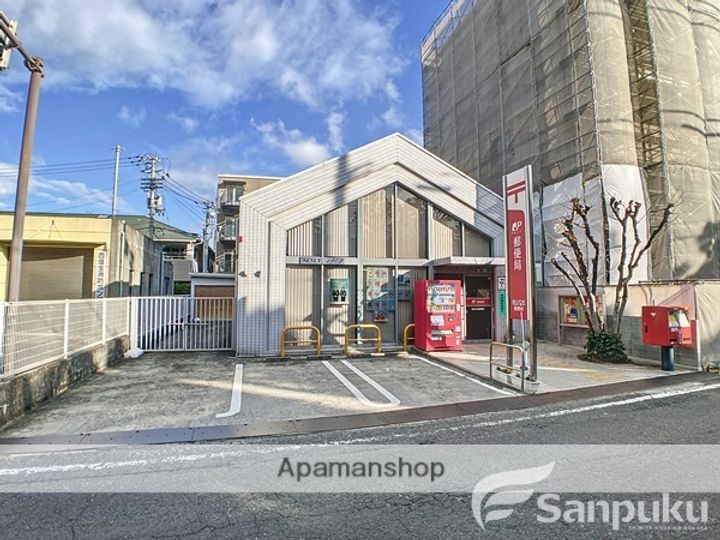 クレシエンド西垣生 B棟の周辺