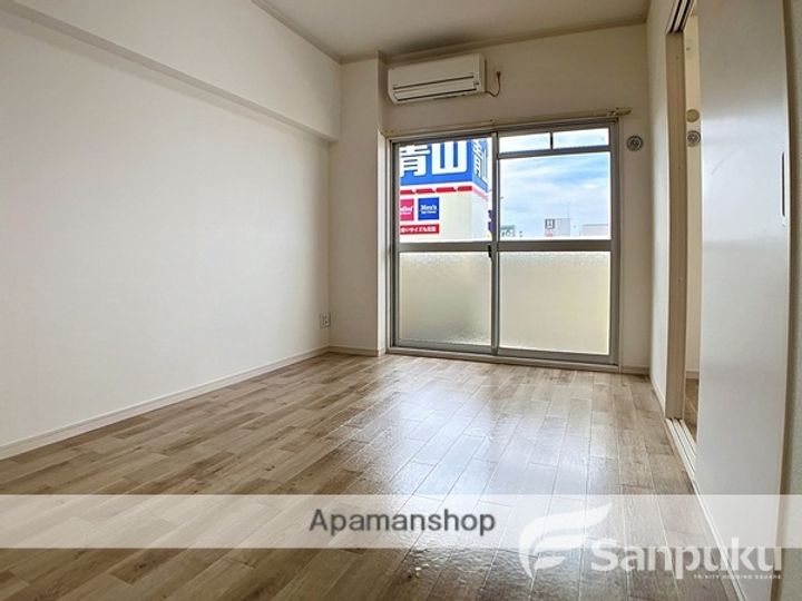 愛媛県松山市朝生田町2丁目の賃貸マンションの内装