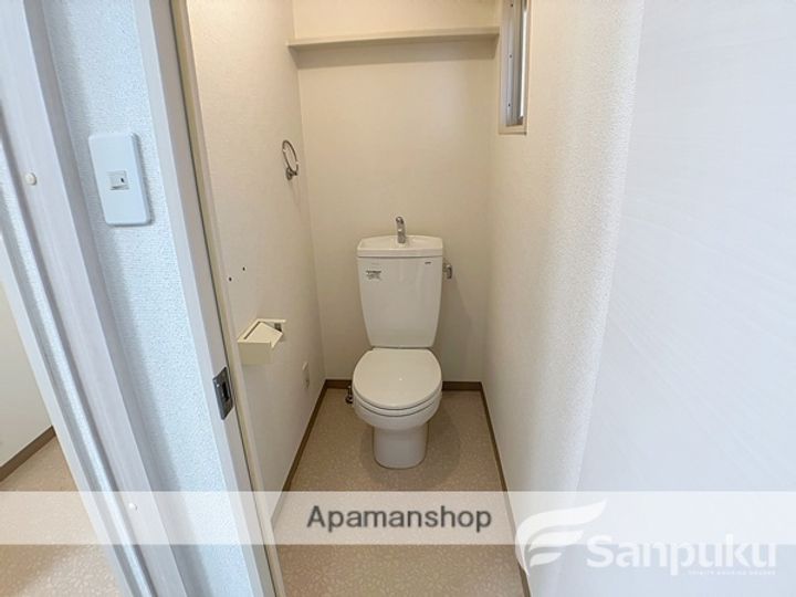 愛媛県松山市朝生田町2丁目の賃貸マンションの内装