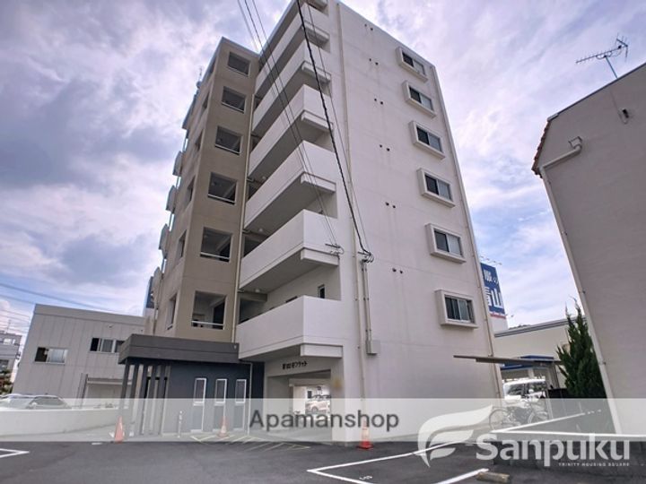 愛媛県松山市朝生田町2丁目の賃貸マンションの外観