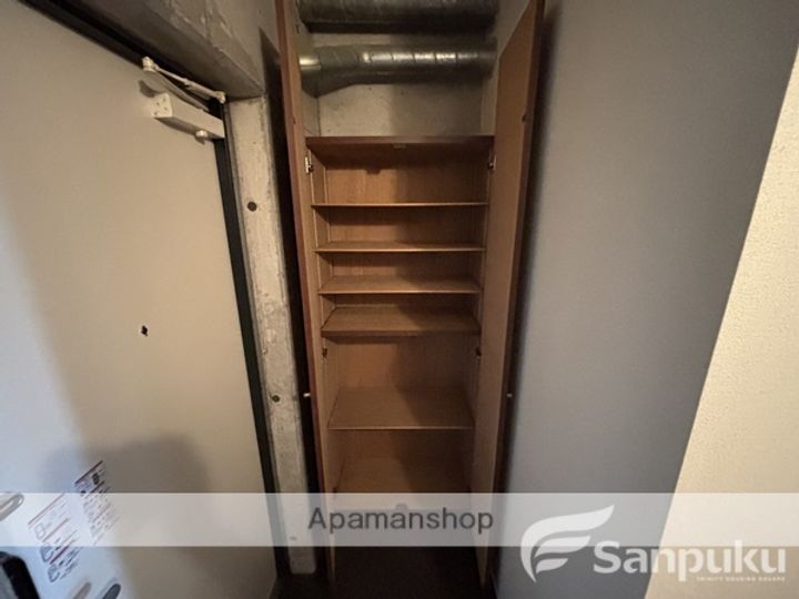 raffine' rougeの内装