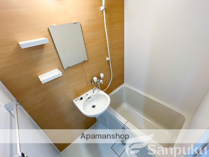 愛媛県東温市横河原の賃貸アパートの風呂