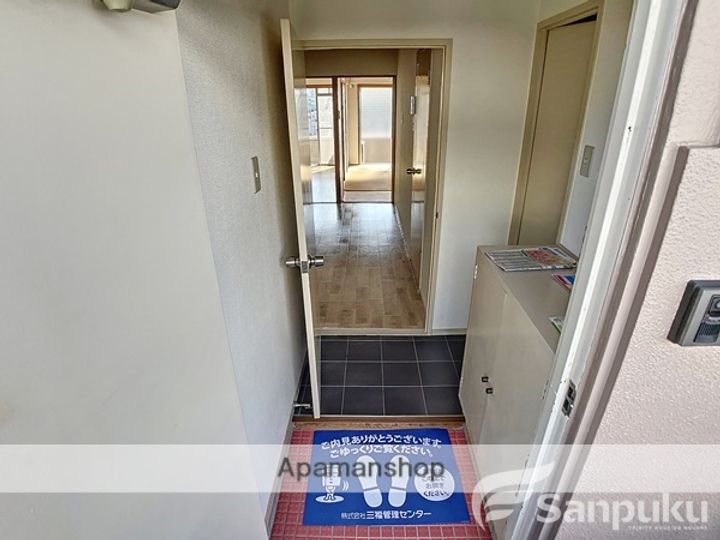 コーポラスAC・の玄関