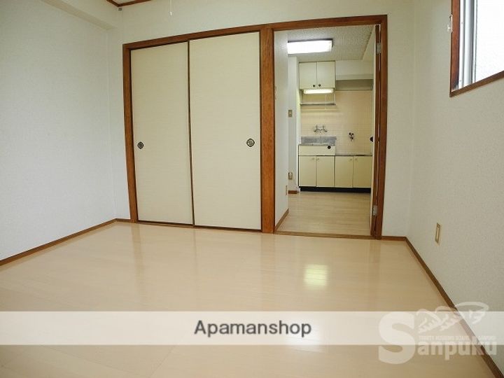 サンデーハイツ萱町の内装