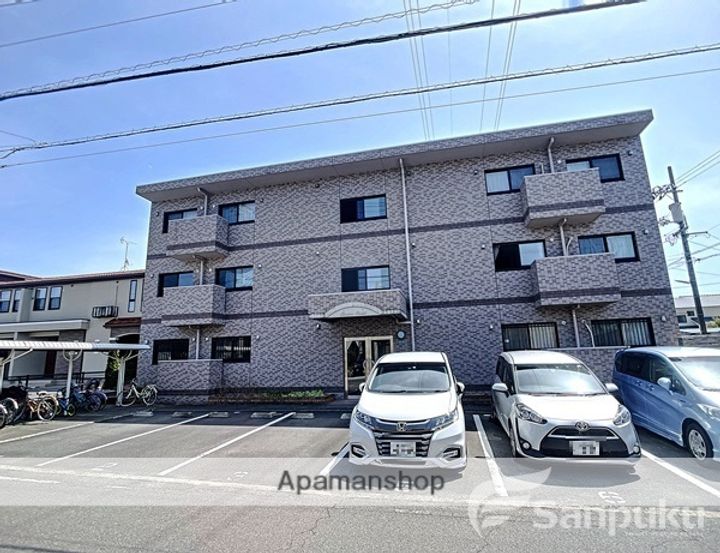 ブライムソレイユA棟の外観