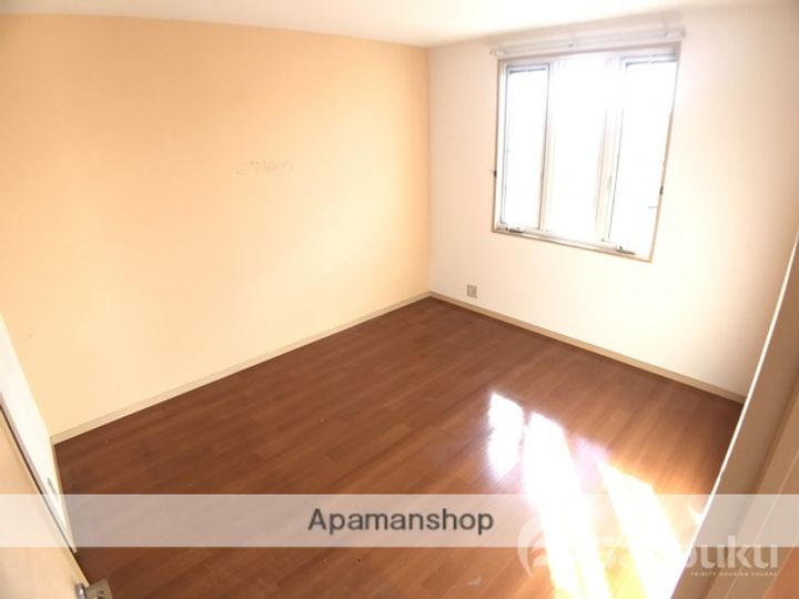 愛媛県松山市東石井4丁目の賃貸アパートの内装