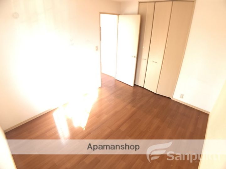 愛媛県松山市東石井4丁目の賃貸アパートの内装