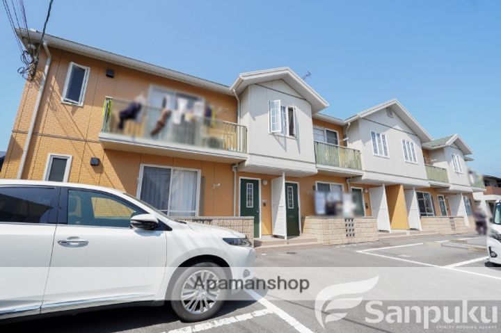 愛媛県松山市東石井4丁目の賃貸アパートの外観