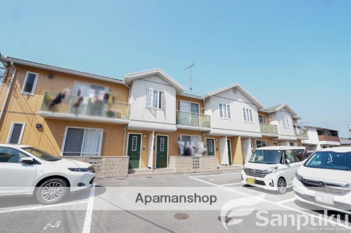 愛媛県松山市東石井4丁目の賃貸アパートの外観