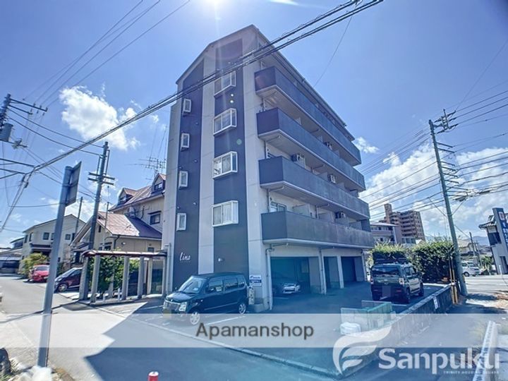 愛媛県松山市鷹子町の賃貸マンションの外観