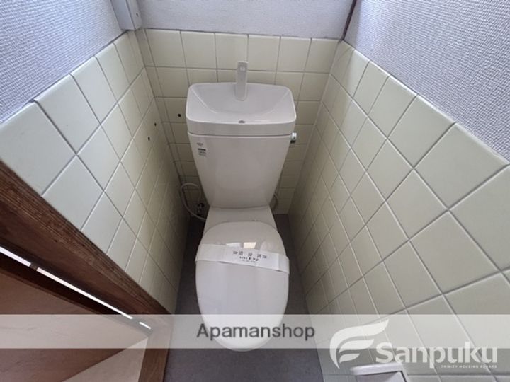 サン高砂の内装