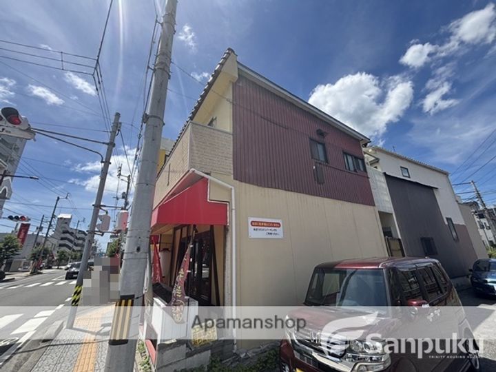 サン高砂の外観