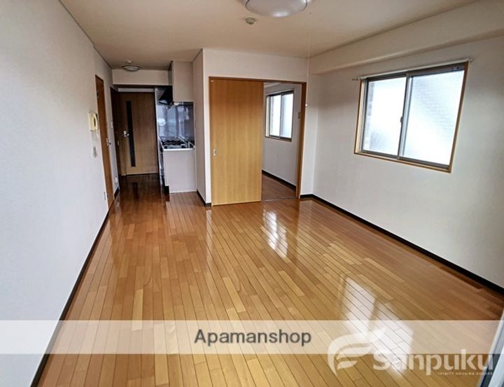 愛媛県松山市道後今市の賃貸マンションの内装