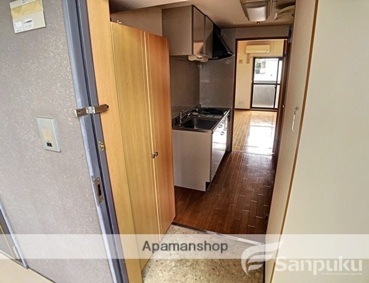 愛媛県松山市高砂町2丁目の賃貸マンションの内装