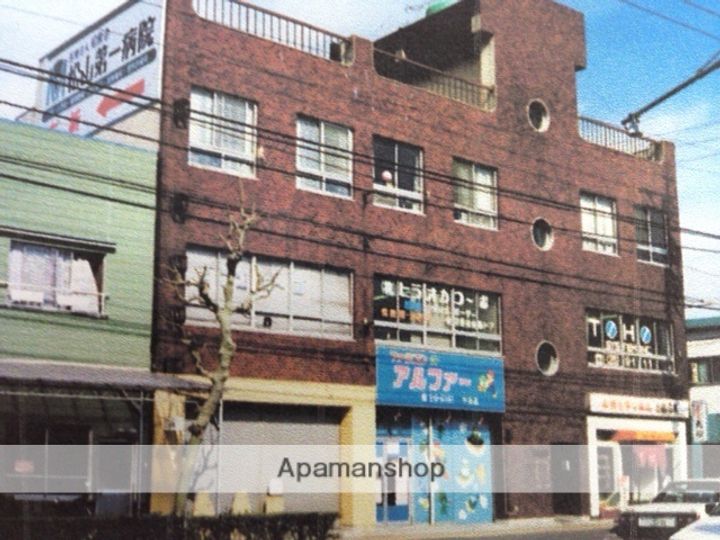 平岡ビルの外観