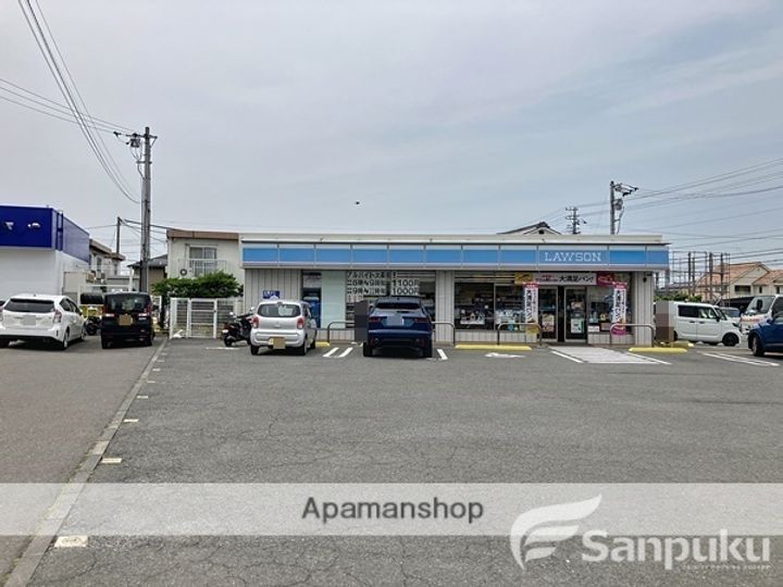 ハイカムール鴨川 B棟の周辺