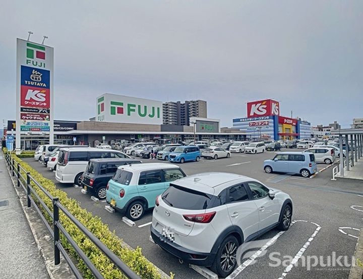 レオパレスラ プランタン Ⅱ101の周辺