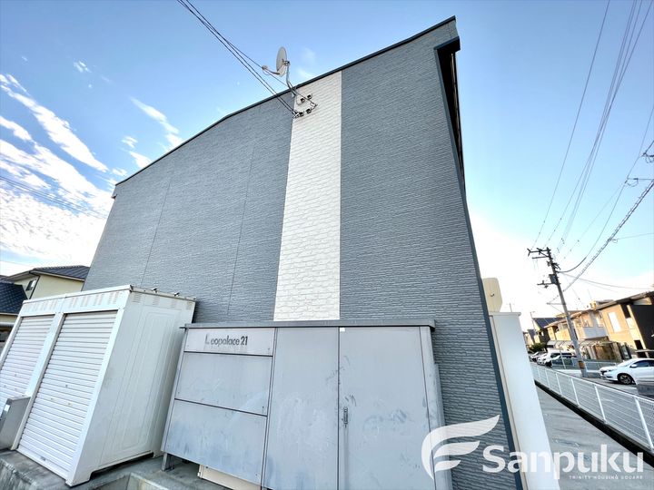 レオパレスライトスペースⅠ104の外観