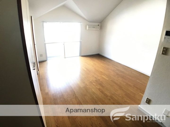 愛媛県東温市南方の賃貸マンションの内装