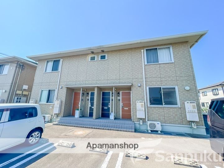 カーサ城北 C棟の外観