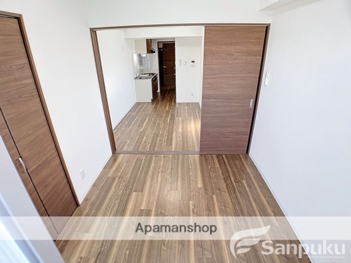 愛媛県松山市立花3丁目の賃貸マンションの内装