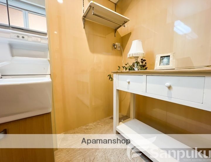 愛媛県松山市岩崎町1丁目の賃貸マンションの内装